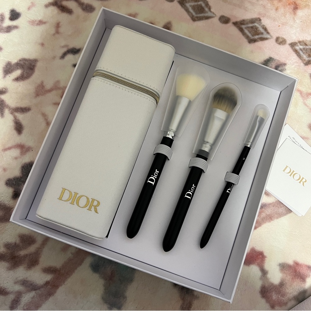 BRAND NEW Dior Makeup Brush Set
